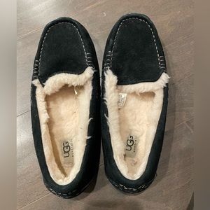 Classic Ugg slippers